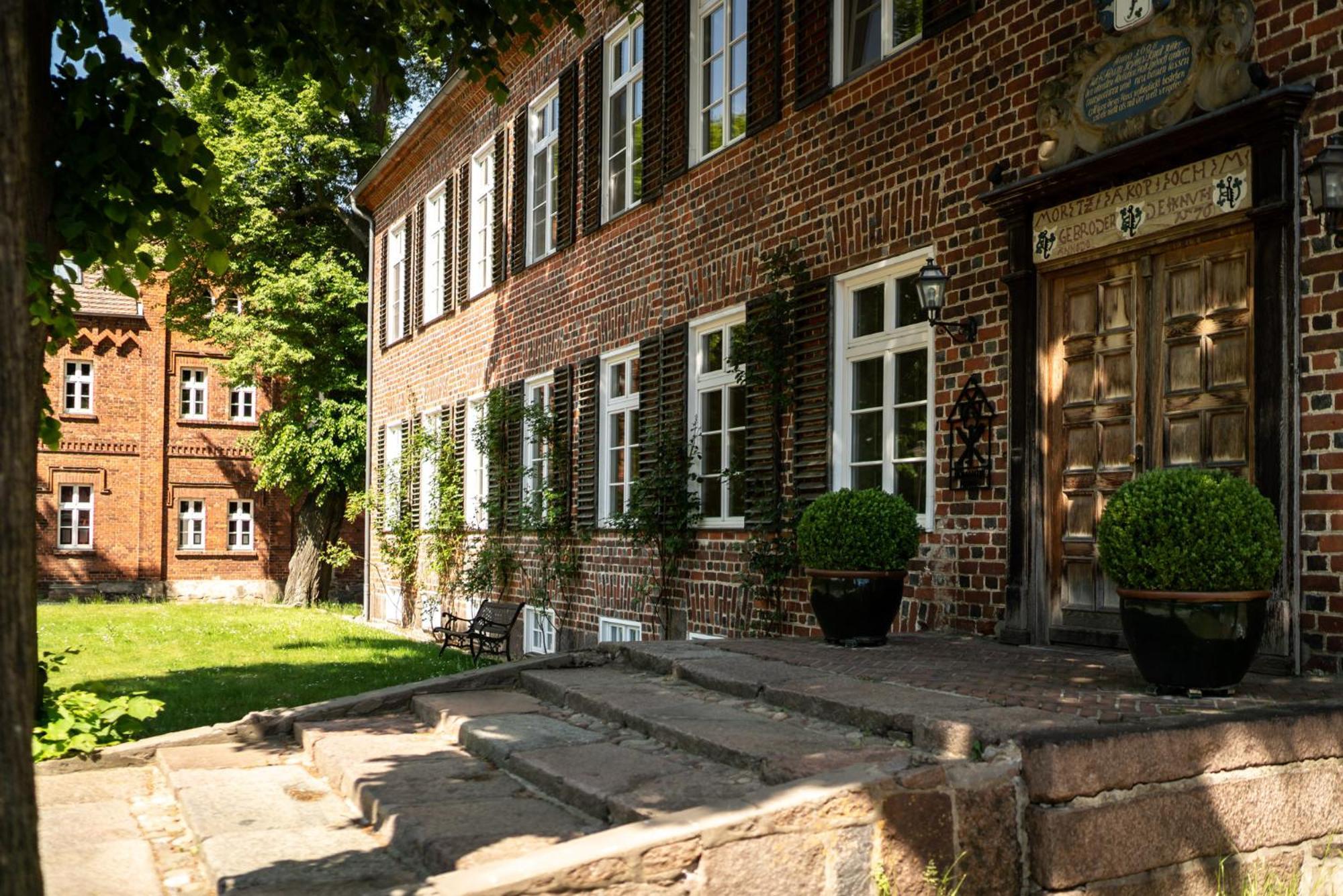 Romantik Hotel Gutshaus Ludorf Εξωτερικό φωτογραφία